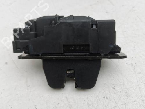 Used Tailgate lock PEUGEOT 2008 II (UD_, US_, UY_, UJ_, UR_, UC_) 1.5 BlueHDI 110 (UDYHSK) (110 hp) 28901001