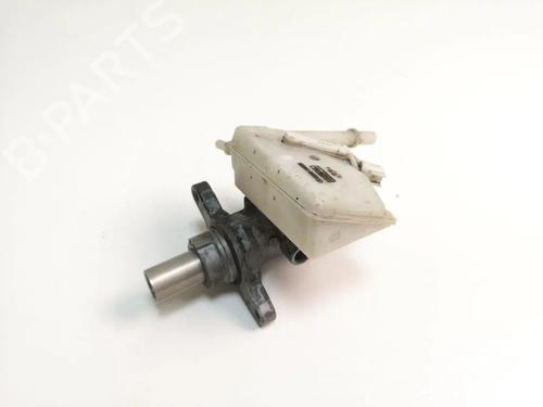 Used Brake master cylinder Brake master cylinder 28906123 28906123