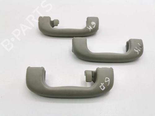 Used Interior roof handle Interior roof handle 33639284 33639284