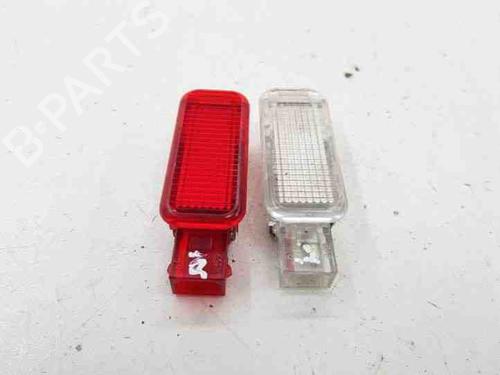 Used Interior roof light AUDI A6 C5 Avant (4B5, 4B6) 2.5 TDI (180 hp) 28847921