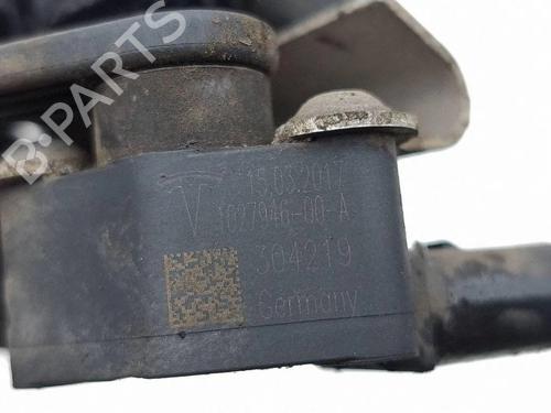 Electronic sensor TESLA MODEL S (5YJS) 70D AWD | BP37689001M84 - Image 6