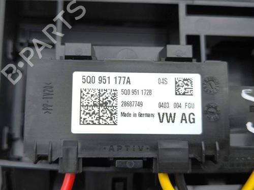Interior roof light SEAT ARONA (KJ7, KJP) 1.0 TSI | BP28876914I8 