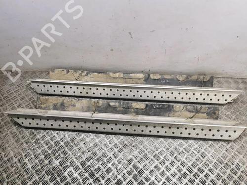 Used Left sideskirt Left sideskirt 38495775 38495775