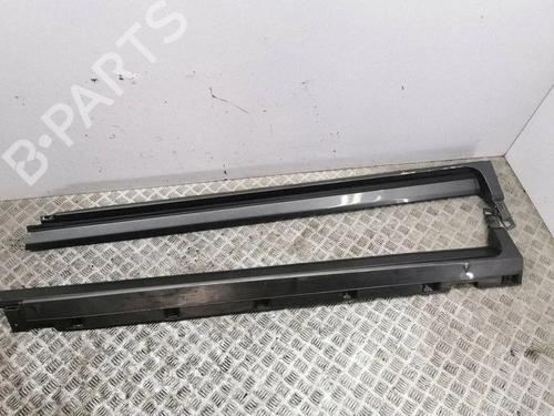 Used Left sideskirt Left sideskirt 38246040 38246040