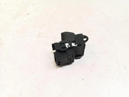 Left front window switch VOLVO V70 III (135) D5 | BP38245335I27 - Image 3