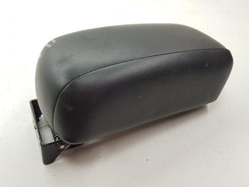 Armrest / Center console HYUNDAI i30 Estate (FD) 1.6 CRDi | BP28870545I20 