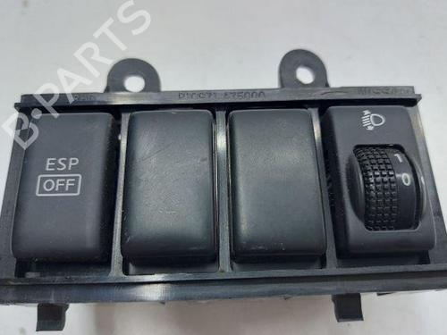 Used Switch NISSAN X-TRAIL II (T31) 2.0 dCi 4x4 (150 hp) 28850343