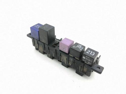 Fuse box AUDI A4 B5 (8D2) 1.9 TDI | BP40208779E1 - Image 4