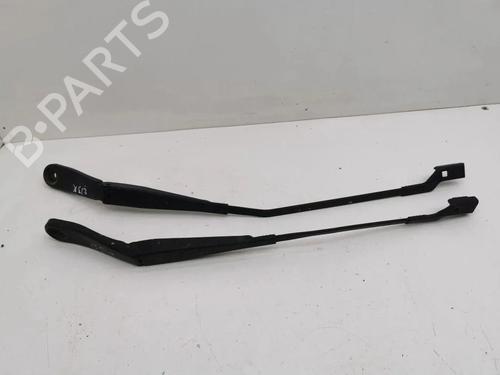 Used Front windshield wiper arm Front windshield wiper arm 38500875 38500875