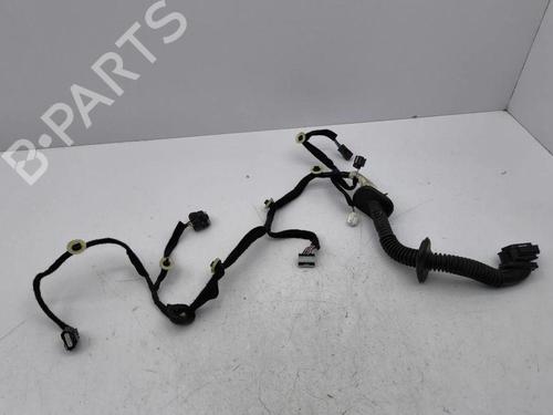 Used Wiring harness RENAULT CLIO V (B7_) 1.3 TCe 130 (B7MF) (131 hp) 28897063