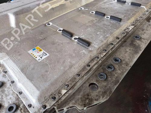 Battery BMW i4 (G26) eDrive35 | BP38171560E11 - Image 5