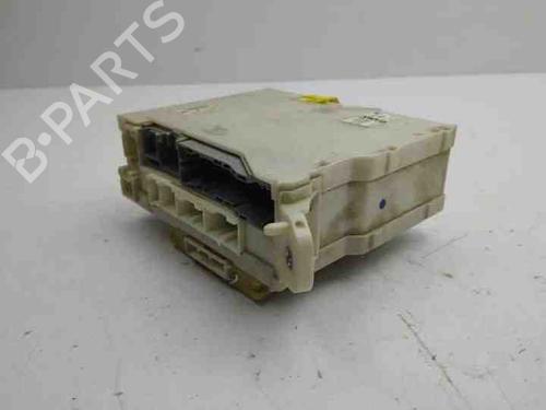 Used Fuse box LEXUS GS (_L1_) 450h (GWL10_, GWL10R) (345 hp) 28853742
