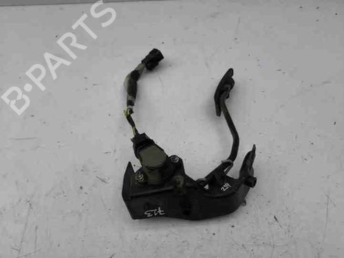 Used Pedal TOYOTA COROLLA Verso (_E12_) 2.0 D-4D (CDE120_, CDE120R) (90 hp) 28857201