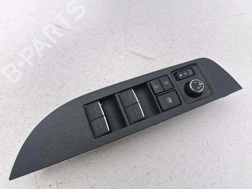 Used Right front window switch Right front window switch 36063184 36063184