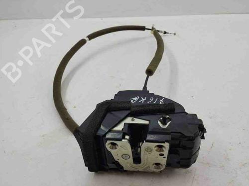 Serrure arrière gauche NISSAN QASHQAI II (J11, J11_) 1.3 DIG-T (140 hp) 28897108