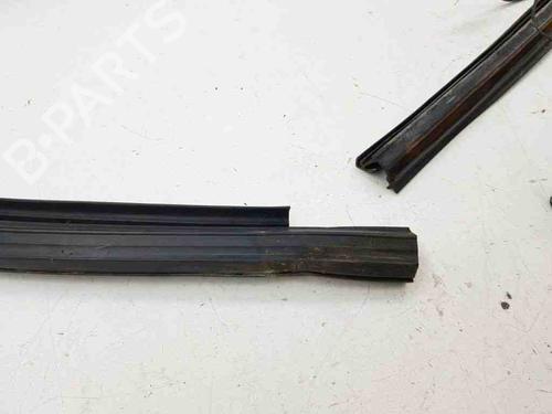 Gummiliste MASERATI QUATTROPORTE V 4.2 | BP28903852C142 