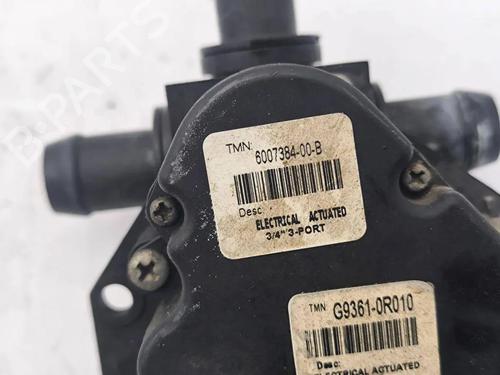 Auxiliary water pump TESLA MODEL S (5YJS) 60 | BP33908315M111 - Image 2