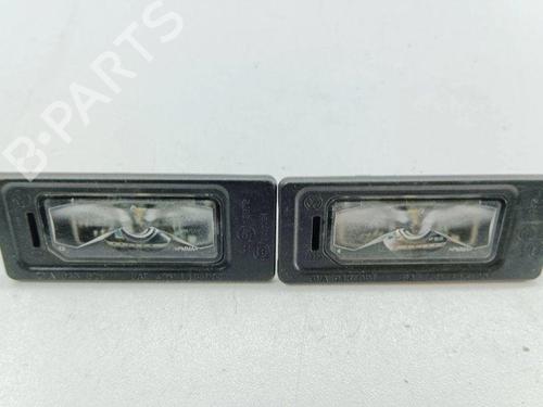 Używane Lampa oświetlenia tablicy rejestracyjnej AUDI A3 Sportback (8VA, 8VF) 2.0 TDI (136 hp) 28876729