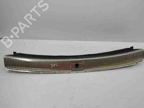 Pynteleist til bakluke AUDI Q5 (8RB) 2.0 TDI quattro (190 hp) 28855460