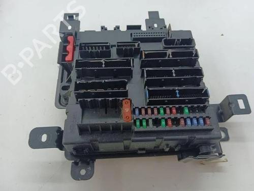 Used Fuse box Fuse box 28850736 28850736