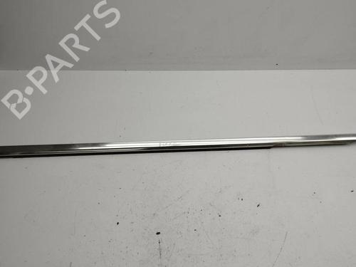 Used Door moulding trim MERCEDES-BENZ E-CLASS (W213) E 220 d (213.004) (194 hp) 28901631