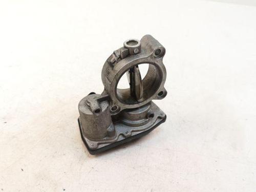 Used Throttle body BMW 1 (F21) 118 d (136 hp) 28868127