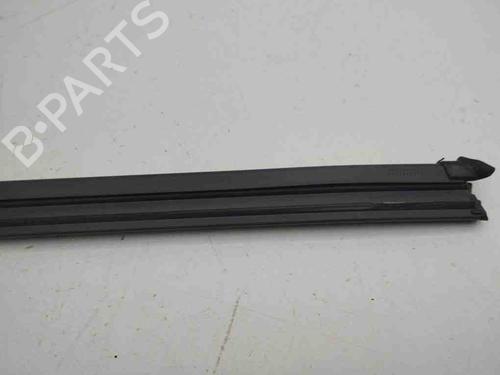 Used Rubber door seal AUDI A1 Sportback (8XA, 8XF) 1.0 TFSI (95 hp) 28900904