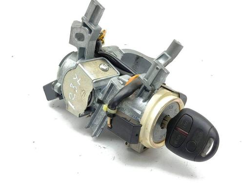 Clé de contact MITSUBISHI PAJERO IV (V8_W, V9_W) 3.2 DI-D (V88W, V98W) (160 hp) 28881452