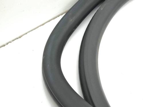Rubber door seal PEUGEOT 2008 II (UD_, US_, UY_, UJ_, UR_, UC_) 1.2 PureTech 130 (USHNS, URHNS) | BP28879333C142 