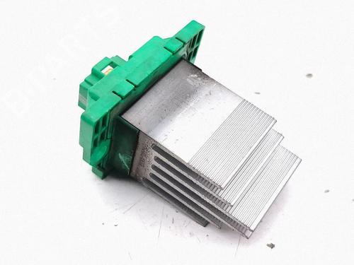 Used Heater resistor Heater resistor KIA SPORTAGE III (SL) 1.7 CRDi (116 hp) 39884984 39884984