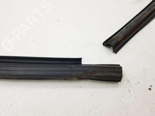 Rubber door seal MASERATI QUATTROPORTE V 4.2 | BP28903852C142 