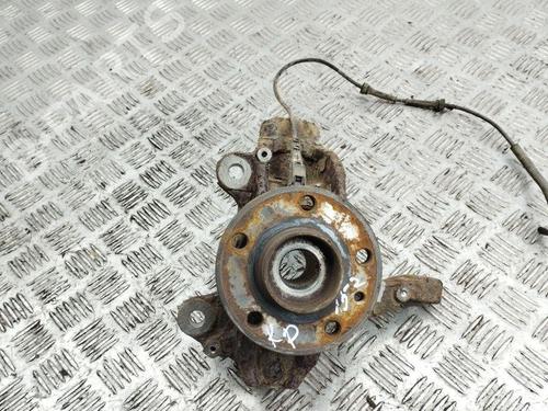 Used Left front steering knuckle VOLVO V70 II (285) D5 (185 hp) 28885951