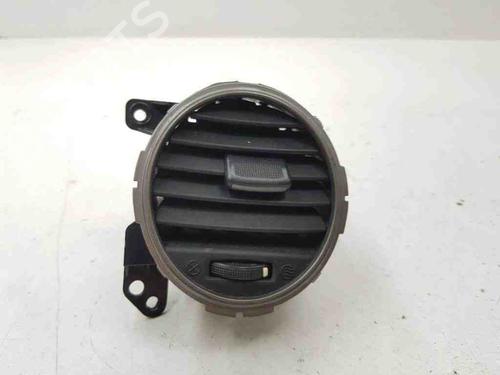 Used Air vent KIA CARENS I MPV (FC, FJ) 2.0 CRDi (140 hp) 28876045