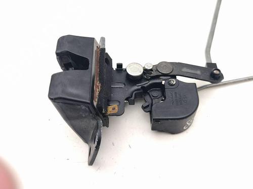 Tailgate lock HYUNDAI SANTA FÉ II (CM) 2.2 CRDi GLS 4x4 | BP30053416C101 