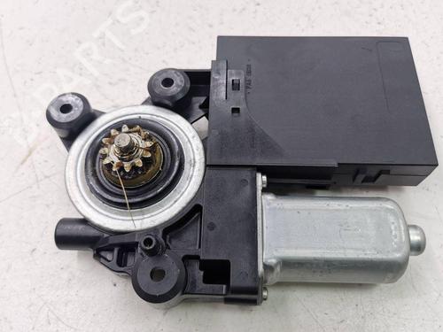 Left front window motor VOLVO V50 (545) 1.6 D | BP28895595E21