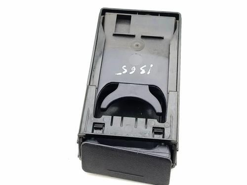 Uchwyt na kubki / Przedmioty CITROËN C-CROSSER (VU_, VV_) 2.2 HDi | BP30809042I37