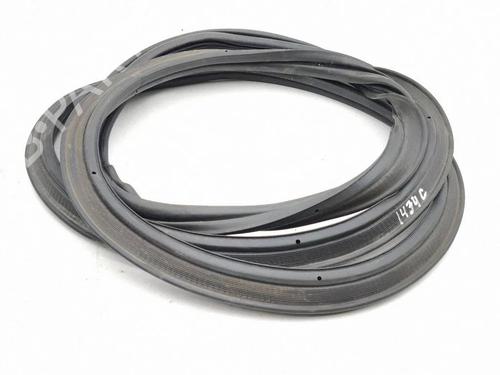 Used Rubber door seal Rubber door seal 37467971 37467971
