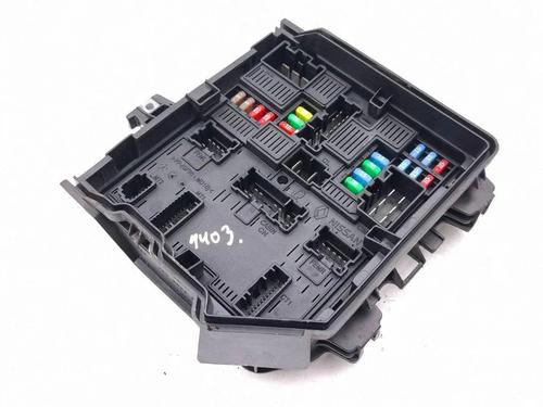 Used Fuse box Fuse box 37467885 37467885