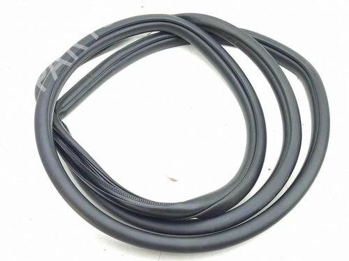 Used Rubber door seal Rubber door seal TOYOTA bZ4X (_EAM1_) EV (XEAM10) (204 hp) 40263215 40263215