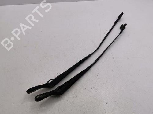 Used Front wipers mechanism PEUGEOT 5008 (0U_, 0E_) 1.6 HDi (112 hp) 28851162
