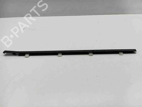 Used Door moulding trim HONDA CIVIC IX (FK) 2.2 i-DTEC (FK3) (150 hp) 28893717