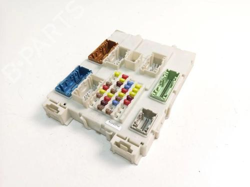 Used Fuse box Fuse box 33624340 33624340