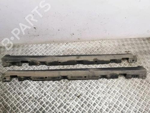 Used Left sideskirt Left sideskirt 33919736 33919736