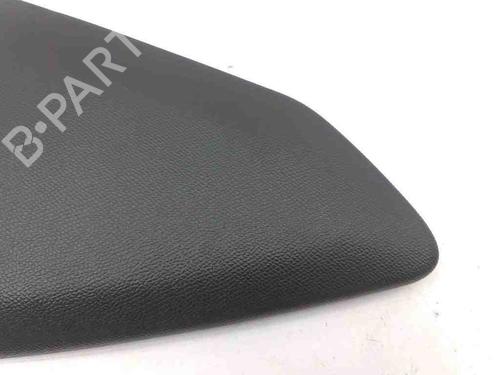 Middle console PEUGEOT 2008 II (UD_, US_, UY_, UJ_, UR_, UC_) 1.2 PureTech 130 (USHNS, URHNS) | BP28879292I22