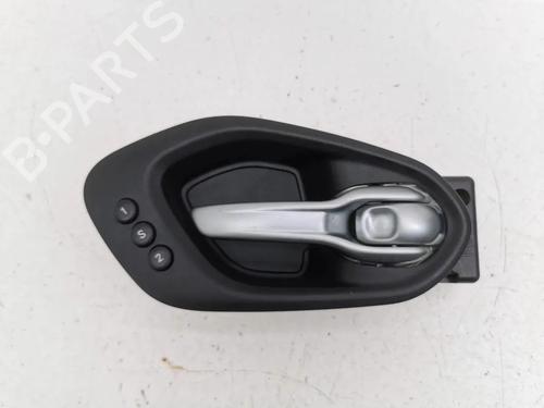 Used Front right interior door handle Front right interior door handle 36187793 36187793