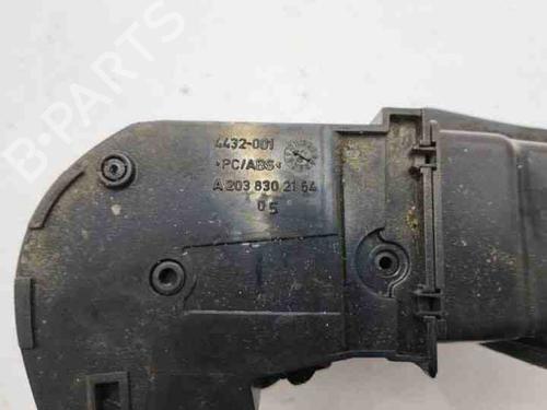 Air vent MERCEDES-BENZ C-CLASS (W203) C 270 CDI (203.016) | BP28858268I21 
