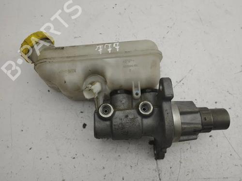 Used Brake master cylinder Brake master cylinder 28899538 28899538