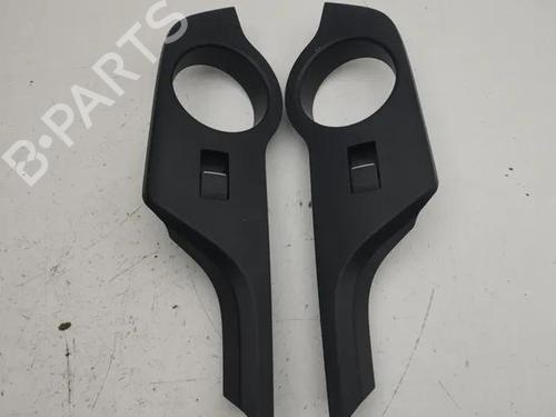 Used Right rear window switch TOYOTA C-HR (_X1_) 1.8 Hybrid (ZYX10_, ZYX11_, ZYX10R, ZYX11R) (122 hp) 28864623