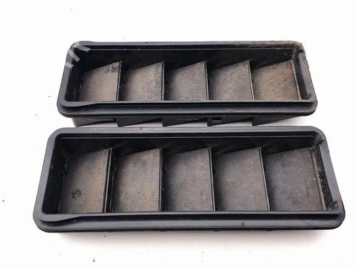 Grill JAGUAR F-PACE (X761) 2.0 SD4 AWD | BP33228311C40 - Image 2