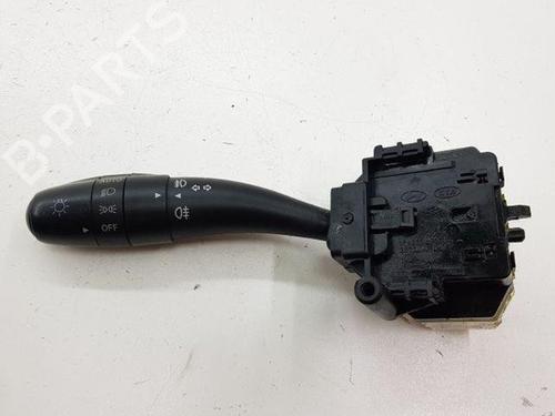 Used Steering column stalk HYUNDAI i30 Estate (FD) 1.6 CRDi (116 hp) 28870547
